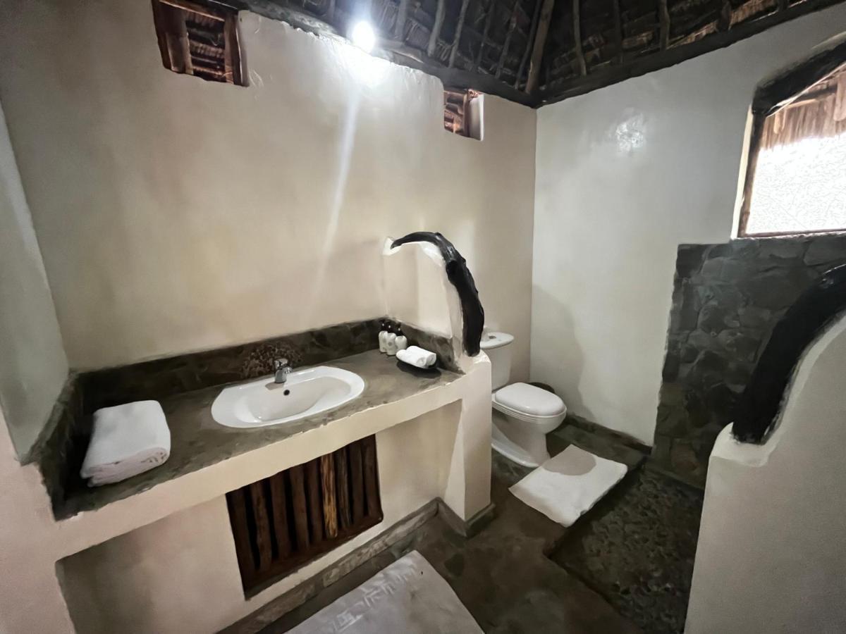 Lemara Eco Camp Otel Kisaki Dış mekan fotoğraf