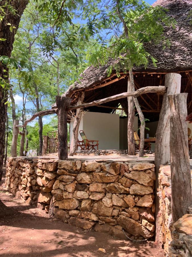 Lemara Eco Camp Otel Kisaki Dış mekan fotoğraf